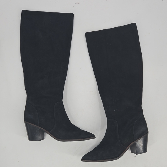 Elegant Black Knee-High Women's Boots - Picture 1 of 8